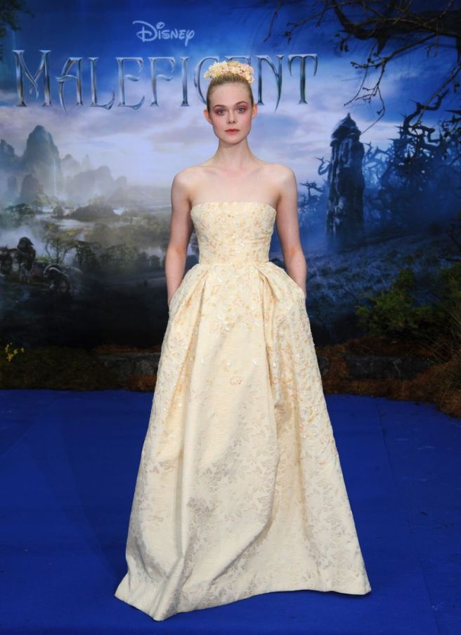 elle-fanning-at-maleficent-costume-and-props-reception-in-london_1